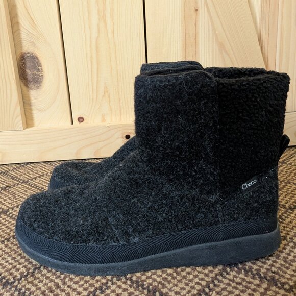Chaco Revel Tall Boots 10 Felt Black Winter Slippers Cozy Sherpa Ankle Booties - Picture 1 of 8